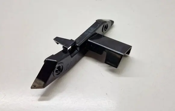 BMW 2 Active Tourer U06 Front bumper mounting bracket 8737179