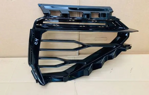 Lamborghini Urus Front bumper lower grill 4ML807682D