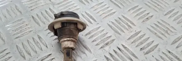 Nissan Terrano Cigarette lighter front 