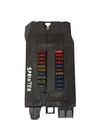 Mercedes-Benz Sprinter W901 W902 W903 W904 Fuse module A0005402550 0473520