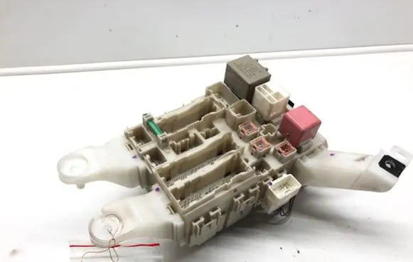 Toyota Auris 150 Other control units/modules 82730-02140