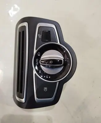 Mercedes-Benz C W205 Light switch