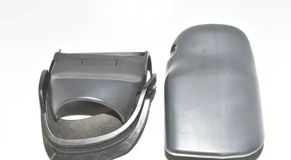 Steering wheel column trim
