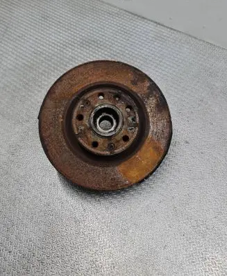 Peugeot 308 Front wheel hub spindle knuckle 9806779580