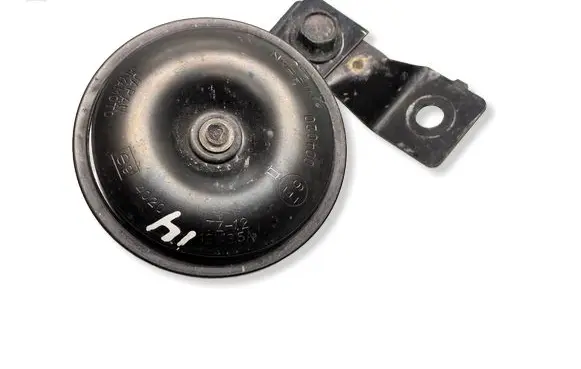 Nissan Leaf II (ZE1) Horn signal 004020