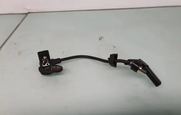 BMW X3 F25 Crankshaft speed sensor 7582842 13627582842