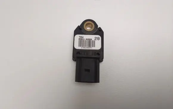 Toyota Auris 150 Airbag deployment crash/impact sensor 8983102080