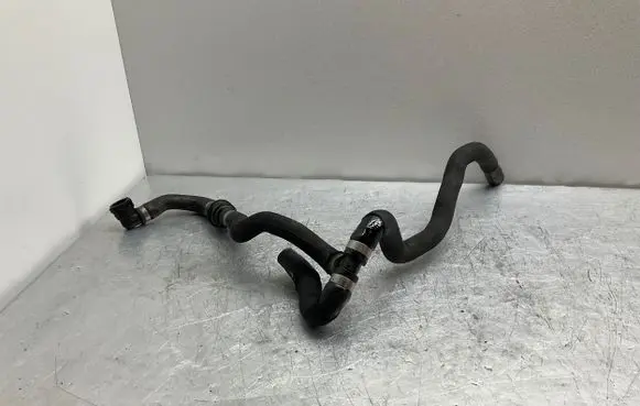 BMW 7 F01 F02 F03 F04 Engine coolant pipe/hose 8374975