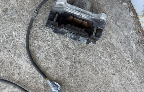 Renault Austral Front brake caliper FN28VZC