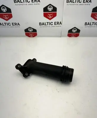 BMW 5 F10 F11 Engine coolant pipe/hose 7810707 10808611