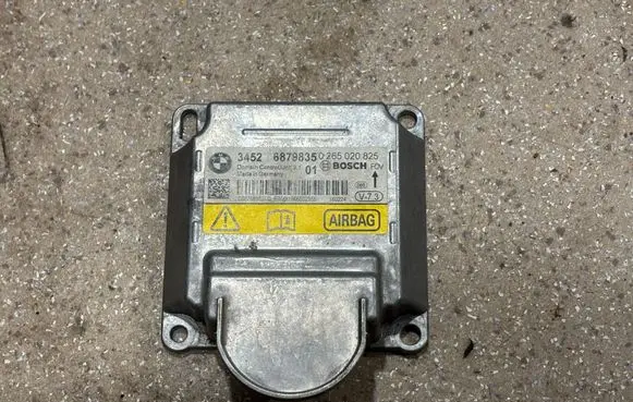 BMW M4 F82 F83 Airbag control unit/module 6879835 6887754