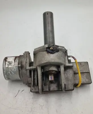Opel Corsa D Steering wheel axle 2611786709A