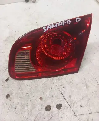 Hyundai Santa Fe Tailgate rear/tail lights 924062B000