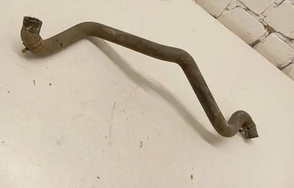 Volkswagen Multivan T4 Engine coolant pipe/hose
