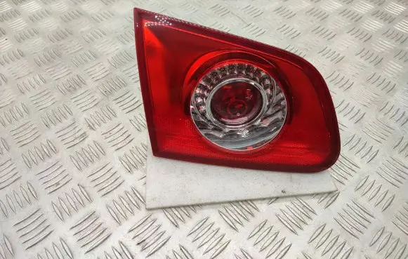 Volkswagen PASSAT B6 Tailgate rear/tail lights 3C9945093