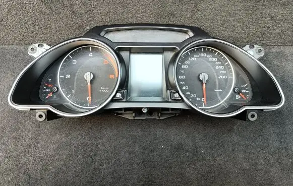 Audi A5 8T 8F Speedometer (instrument cluster) 8T0920900L 503001620505