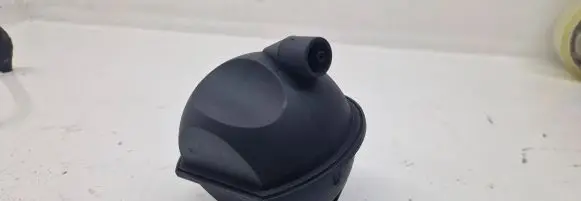 Vacuum air tank