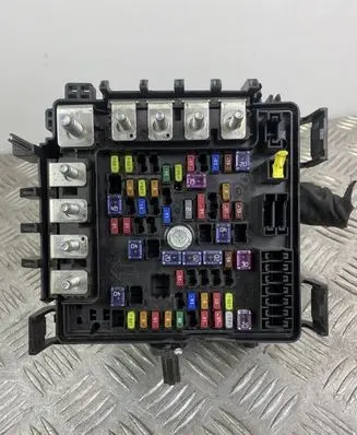 Jeep Compass Fuse module
