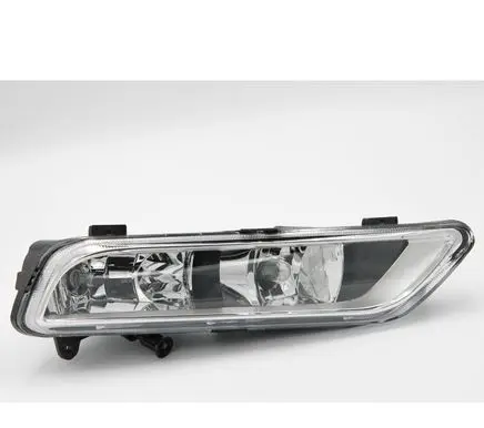 Volkswagen PASSAT B7 Front fog light 3AA941662A