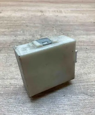 Toyota Avensis T250 Door control unit/module 8974105070