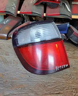 Mazda 626 Rear/tail lights R2265