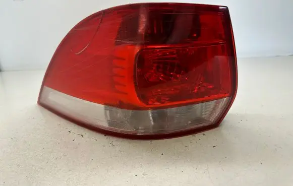Volkswagen Golf V Rear/tail lights