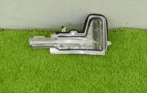 Volvo XC90 Mirror indicator light 