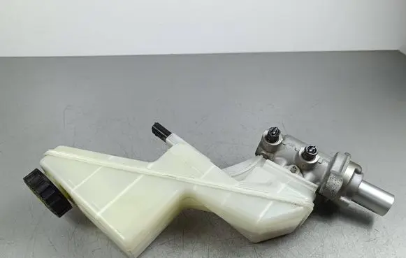 Mitsubishi Outlander IV Master brake cylinder 856405