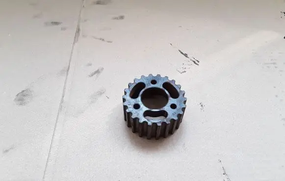 Volkswagen Sharan Fuel pump gear (pulley) 03L130111E