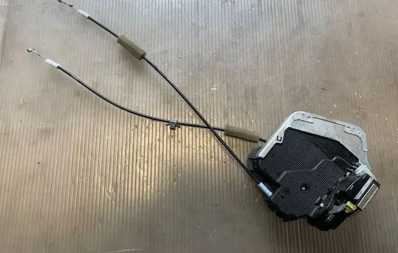 Honda CR-V Rear door lock 72651T1GE001B