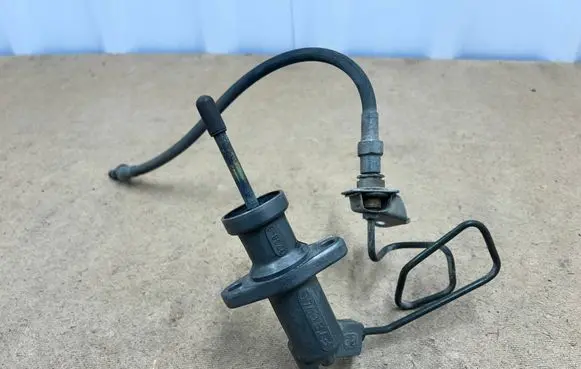 BMW 3 E46 Clutch slave cylinder 21526785966 6785966 21526774230
