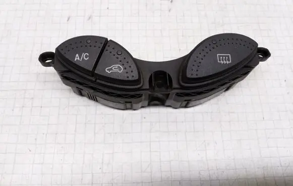 Ford Focus Multifunctional control switch/knob 98AG19A945BG