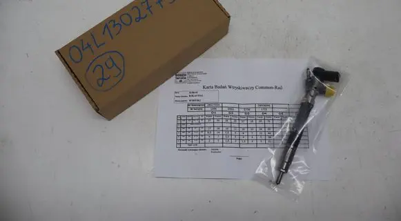 Skoda Octavia Mk3 (5E) Fuel injector 04L130277BF