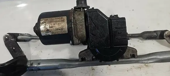 Fiat 500 Front wiper linkage and motor MS1592008650 0668C