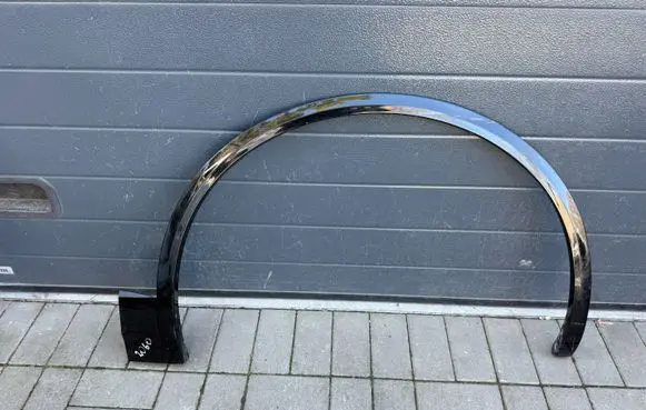 Volkswagen Touareg III Front arch trim 760853718