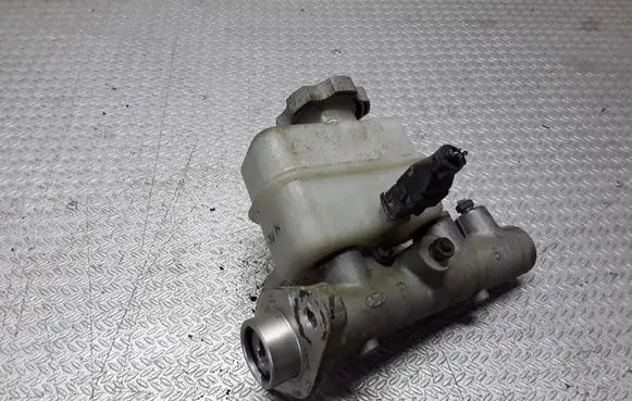 Hyundai Santa Fe Master brake cylinder BM111046