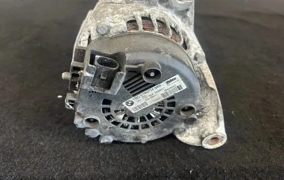 BMW 5 F10 F11 Generator/alternator 7803724 2543403C FG18S011