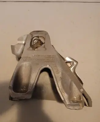 BMW X5 F15 Engine mounting bracket 6876284