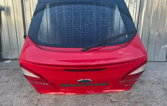 Ford Mondeo MK IV Tailgate/trunk/boot lid 