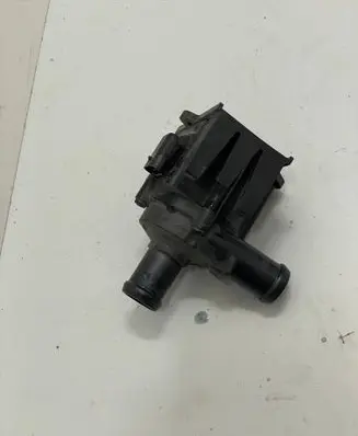 Porsche Macan (95B) Electric auxiliary coolant/water pump 8K0819147A