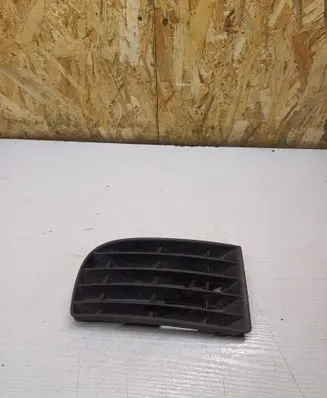 Volkswagen Golf V Front bumper lower grill 1K0853666