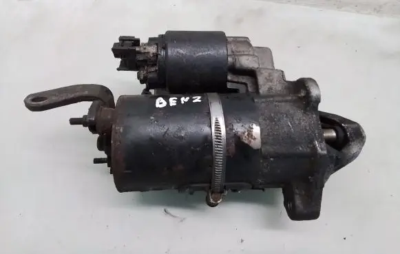 Audi A4 S4 B5 8D Starter motor 1005821933