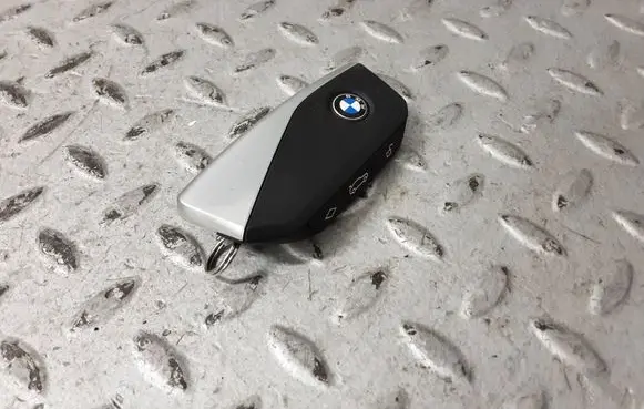 BMW X1 U11 Ignition key/card 5B7D797 66125B7D797