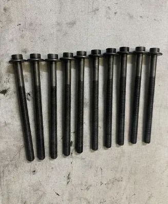 Land Rover Range Rover Velar Cylinder head bolts 
