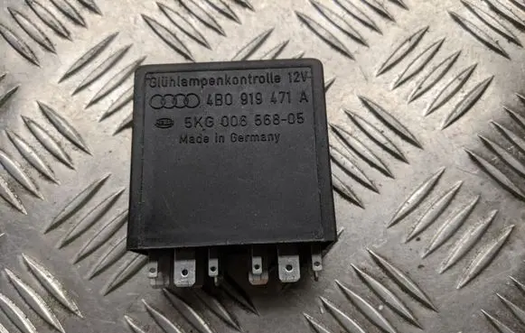 Audi A4 S4 B5 8D Other relay 4B0919471A 5KG00656805