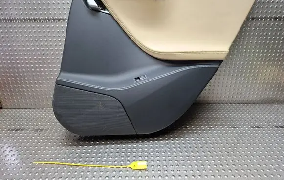 Tesla Model S Coupe rear side trim panel S25154604 100813300D