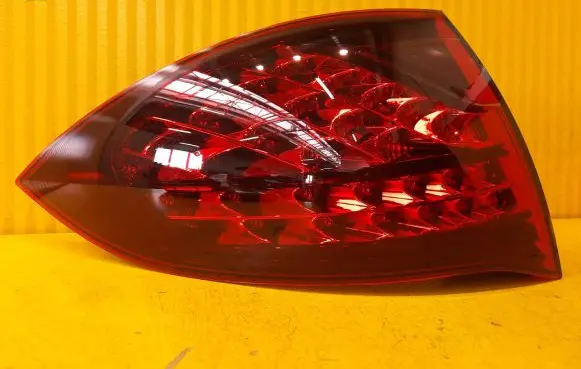 Porsche Cayenne (9PA) Rear/tail lights 7P5945095M