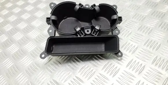 Cup holder front