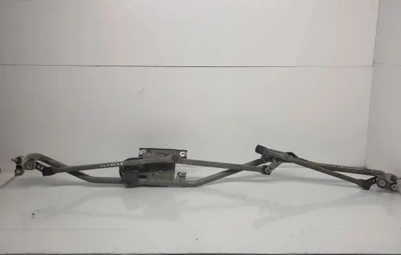 Opel Zafira A Front wiper linkage and motor 404496 5131C
