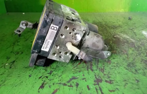 Toyota Prius (NHW20) ABS Pump